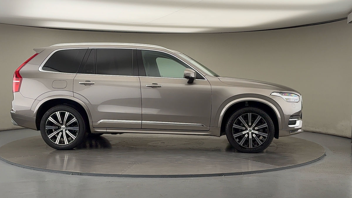 More views of Volvo XC90