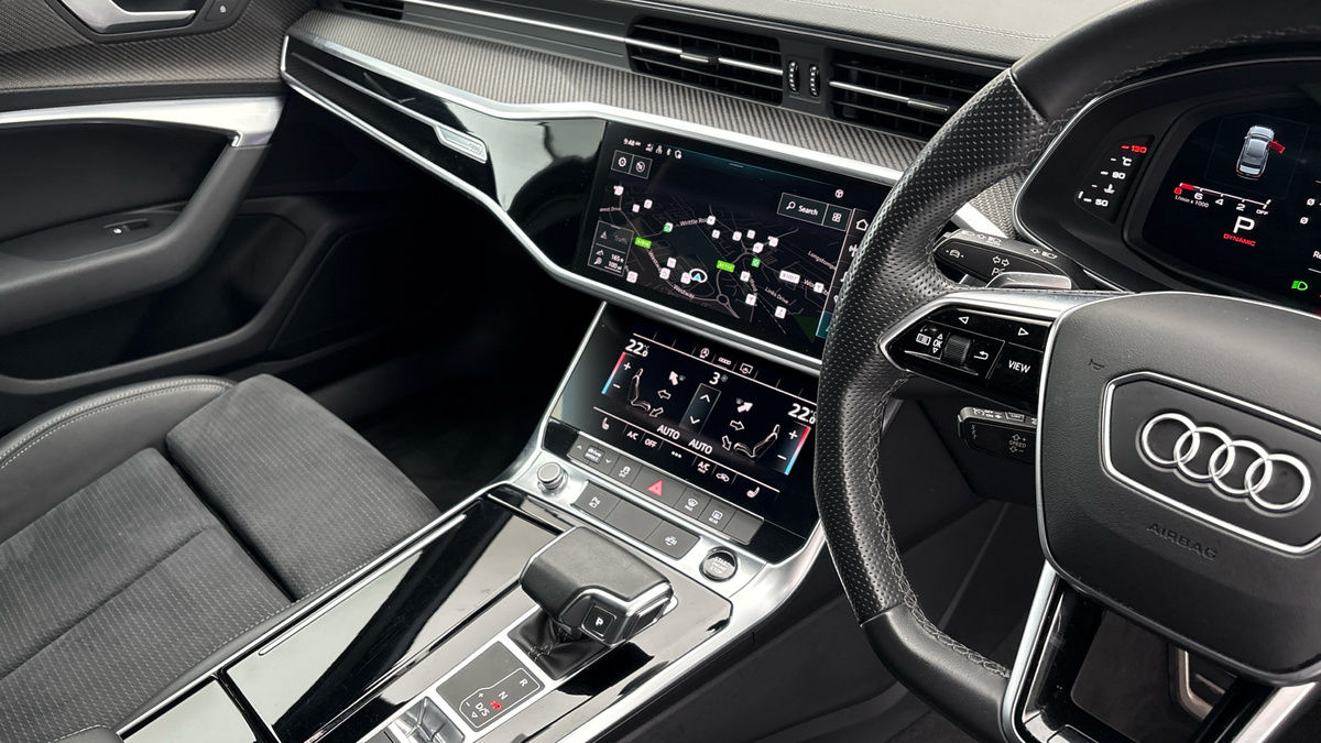 Audi A6 Saloon Image 18