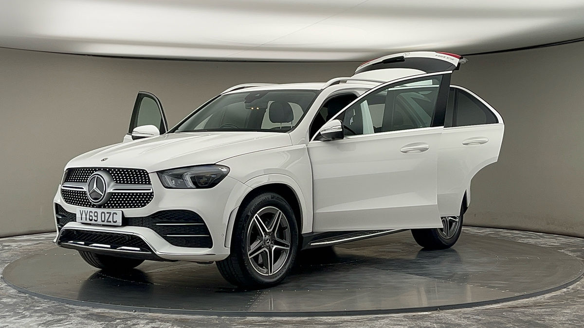 More views of Mercedes-Benz GLE