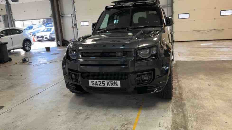 More views of Land Rover Defender 110
