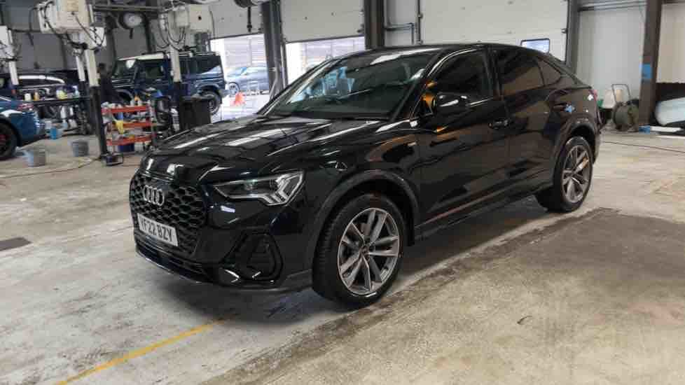 More views of Audi Q3