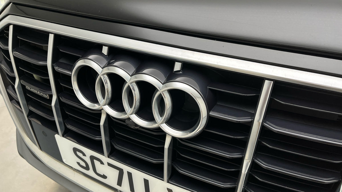 Audi Q7 Image 24