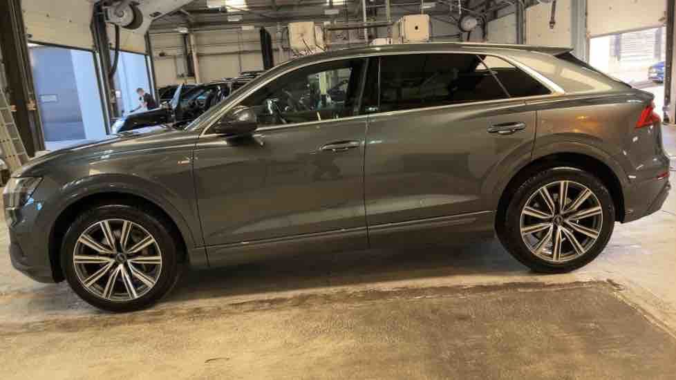 More views of Audi Q8