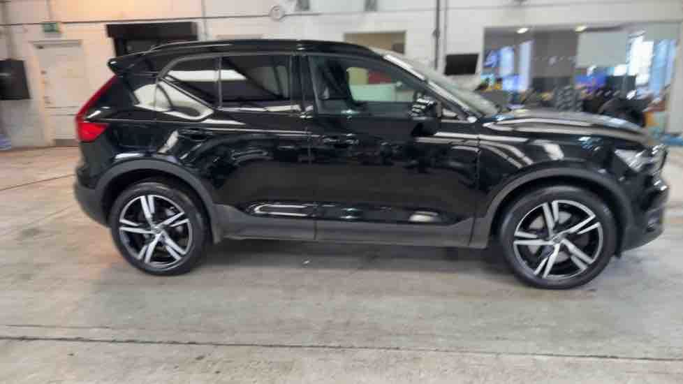 More views of Volvo XC40