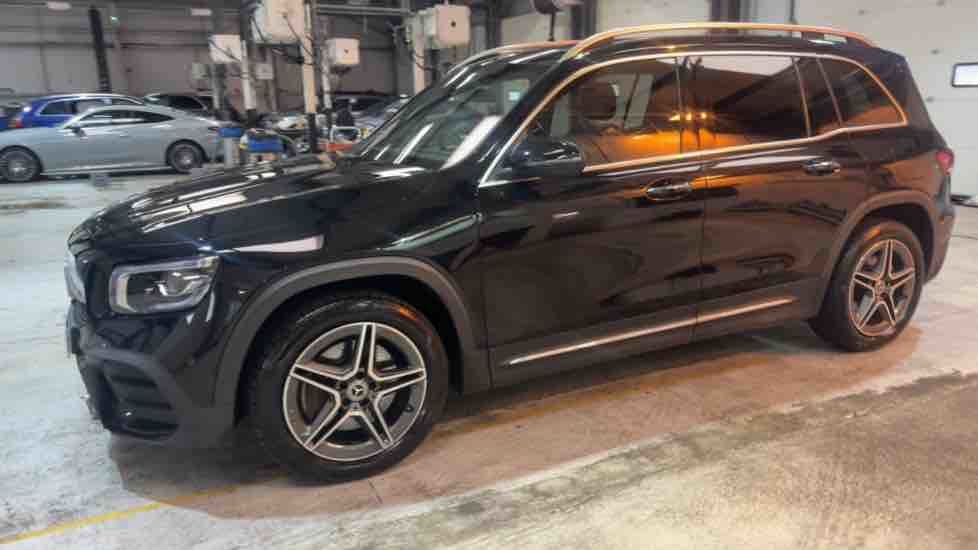 More views of Mercedes-Benz GLB