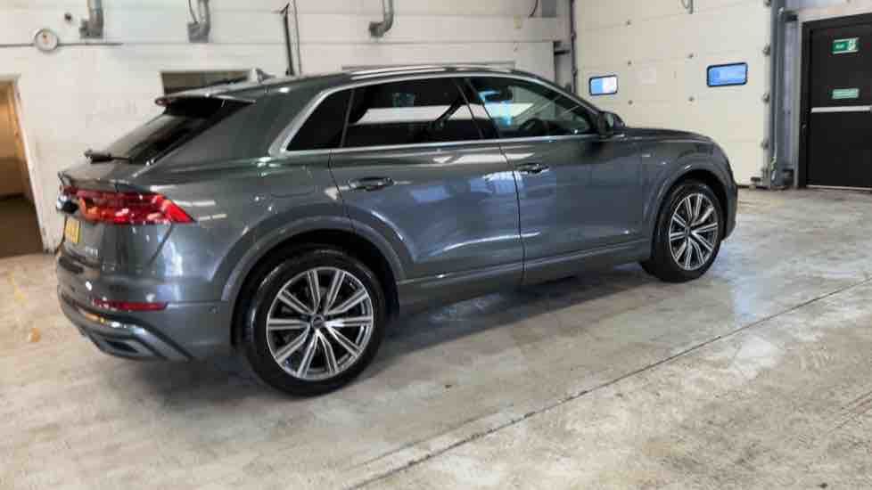 More views of Audi Q8