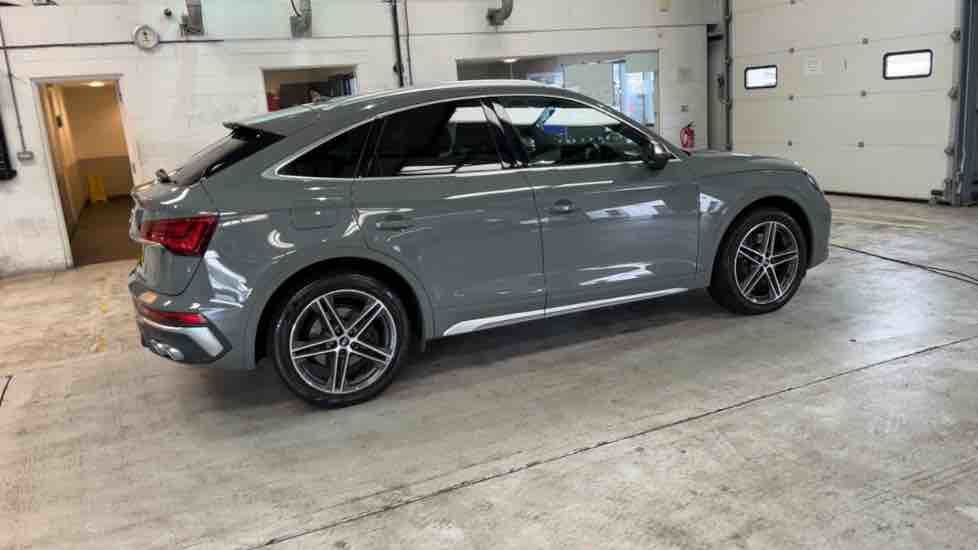 More views of Audi SQ5