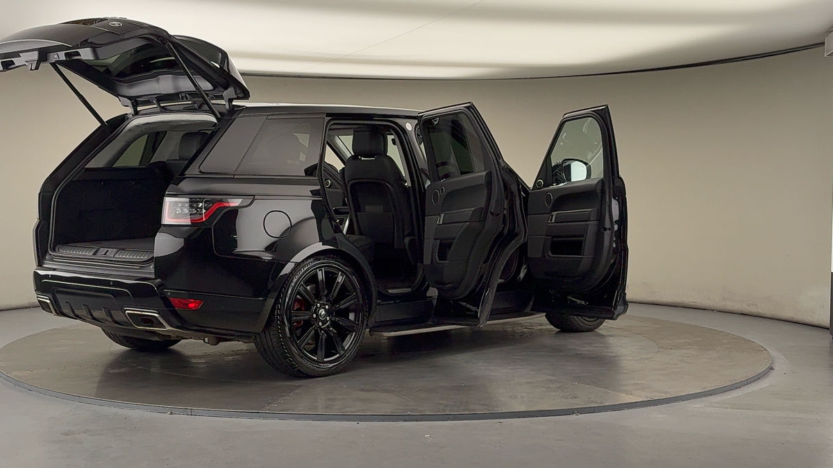 More views of Land Rover Range Rover Sport