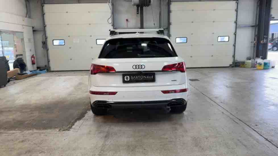 More views of Audi Q5