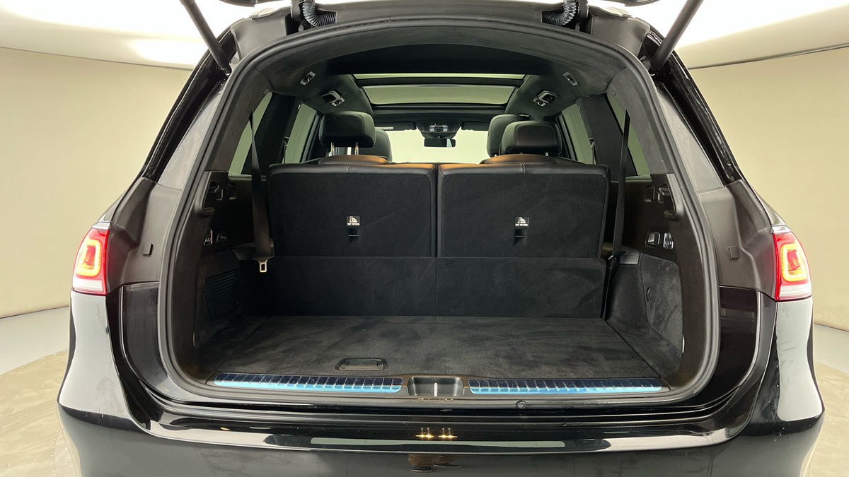 Mercedes-Benz GLS Image 11