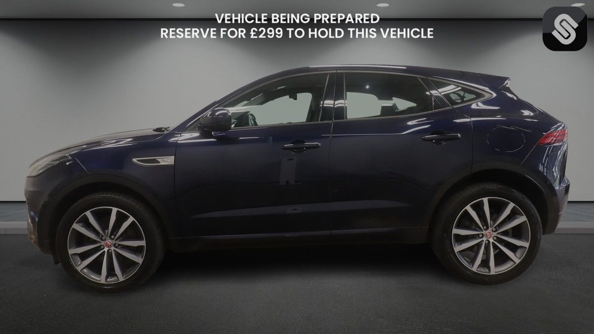 Jaguar E-PACE Image 6