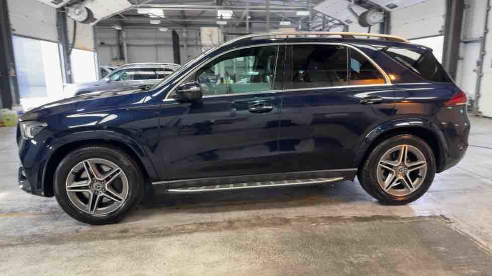 More views of Mercedes-Benz GLE