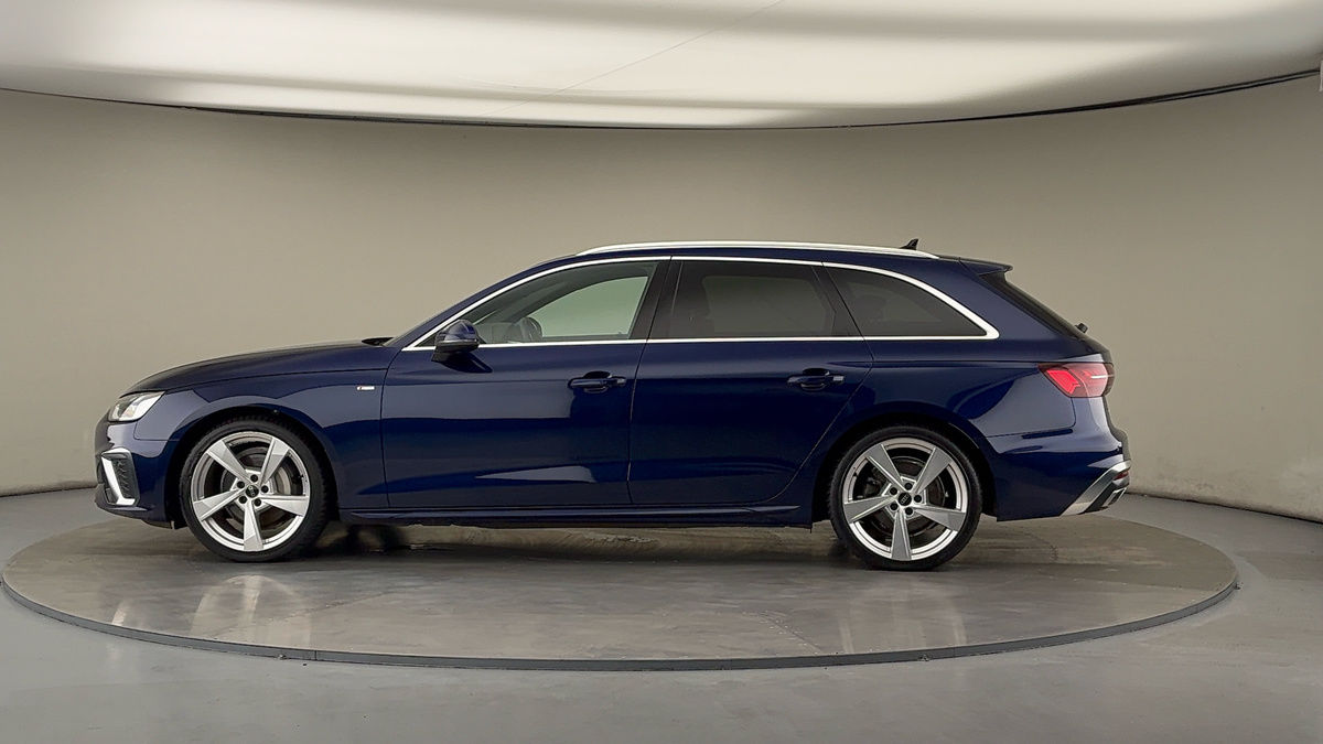 More views of Audi A4 Avant