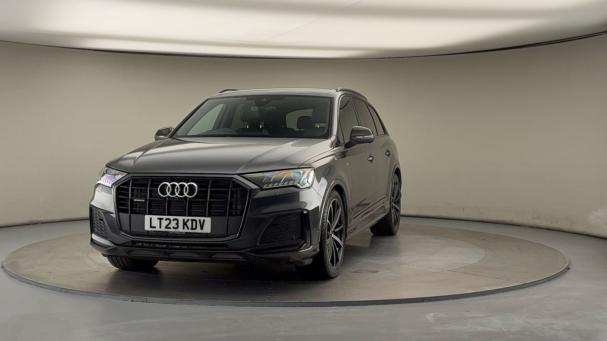More views of Audi Q7