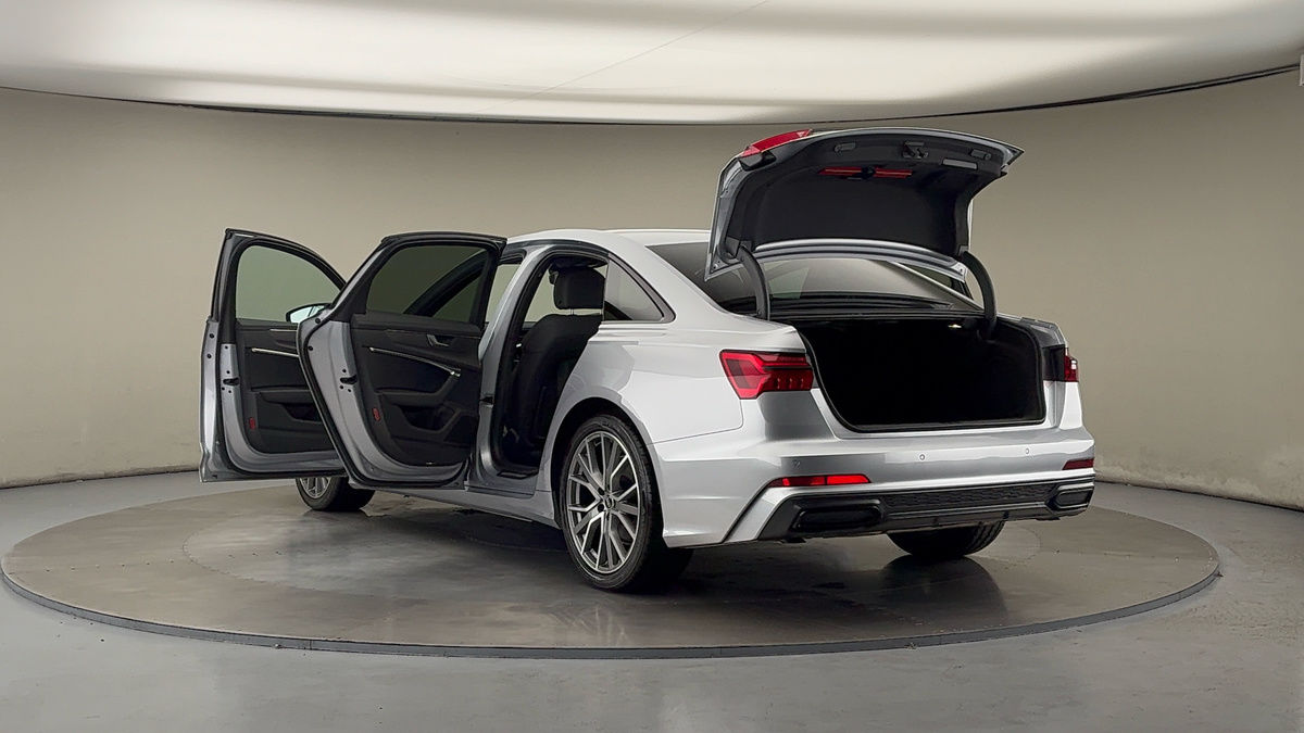 Audi A6 Saloon Image 23