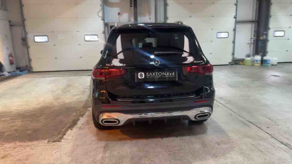 More views of Mercedes-Benz GLB