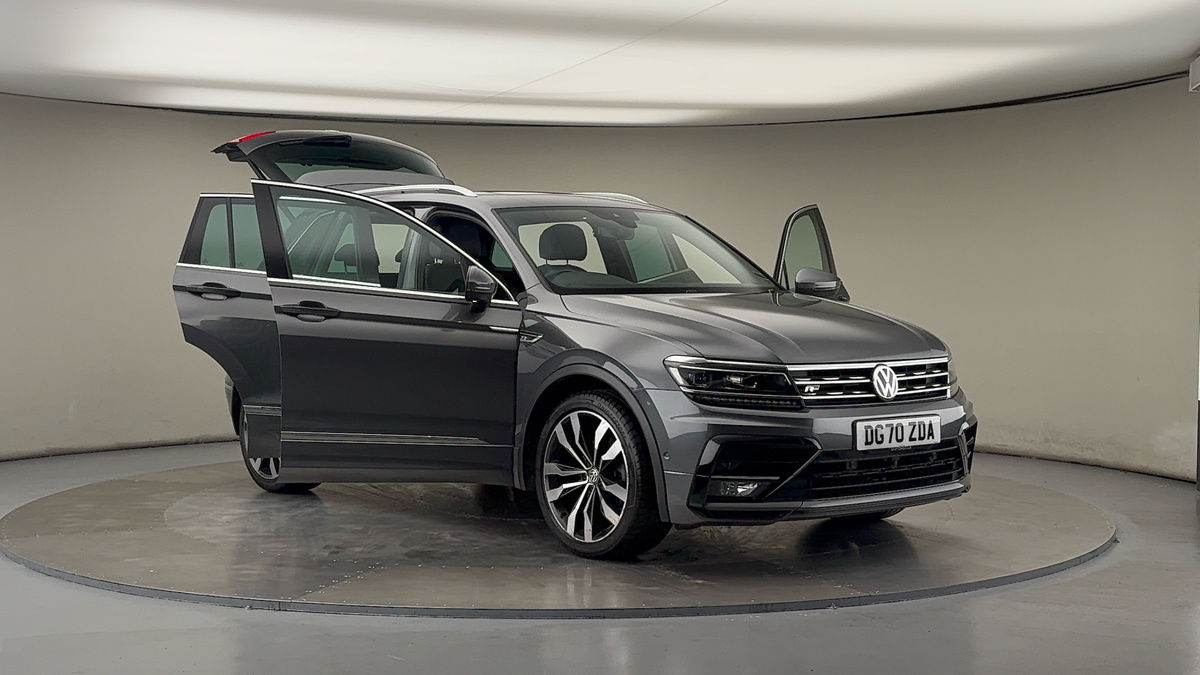 More views of Volkswagen Tiguan