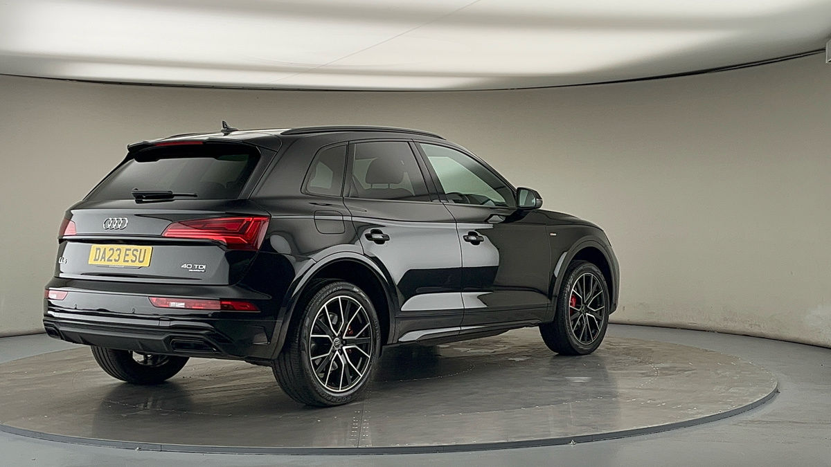Audi Q5 Image 21