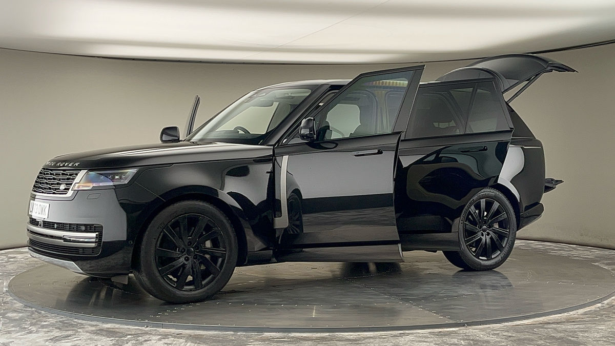 More views of Land Rover Range Rover