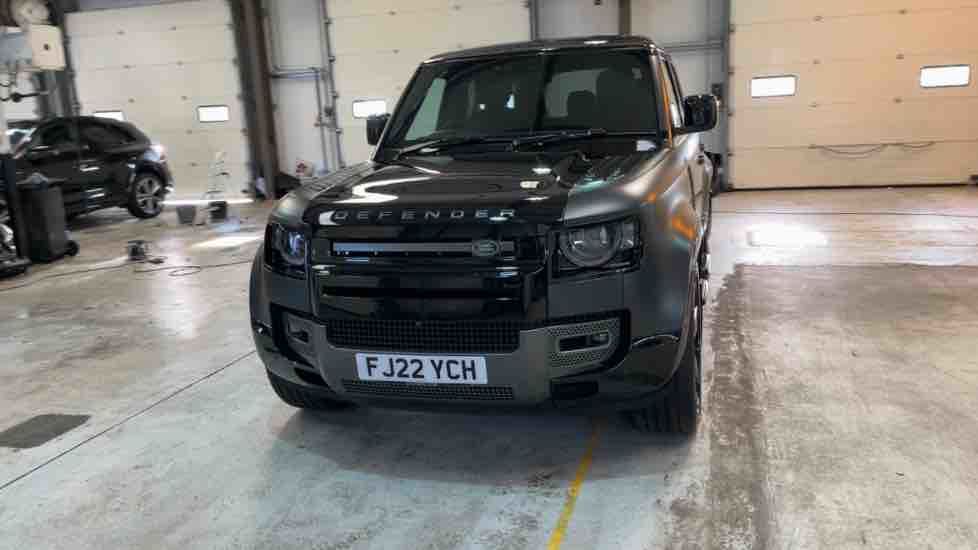 More views of Land Rover Defender 110