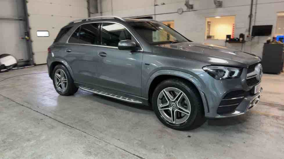 More views of Mercedes-Benz GLE