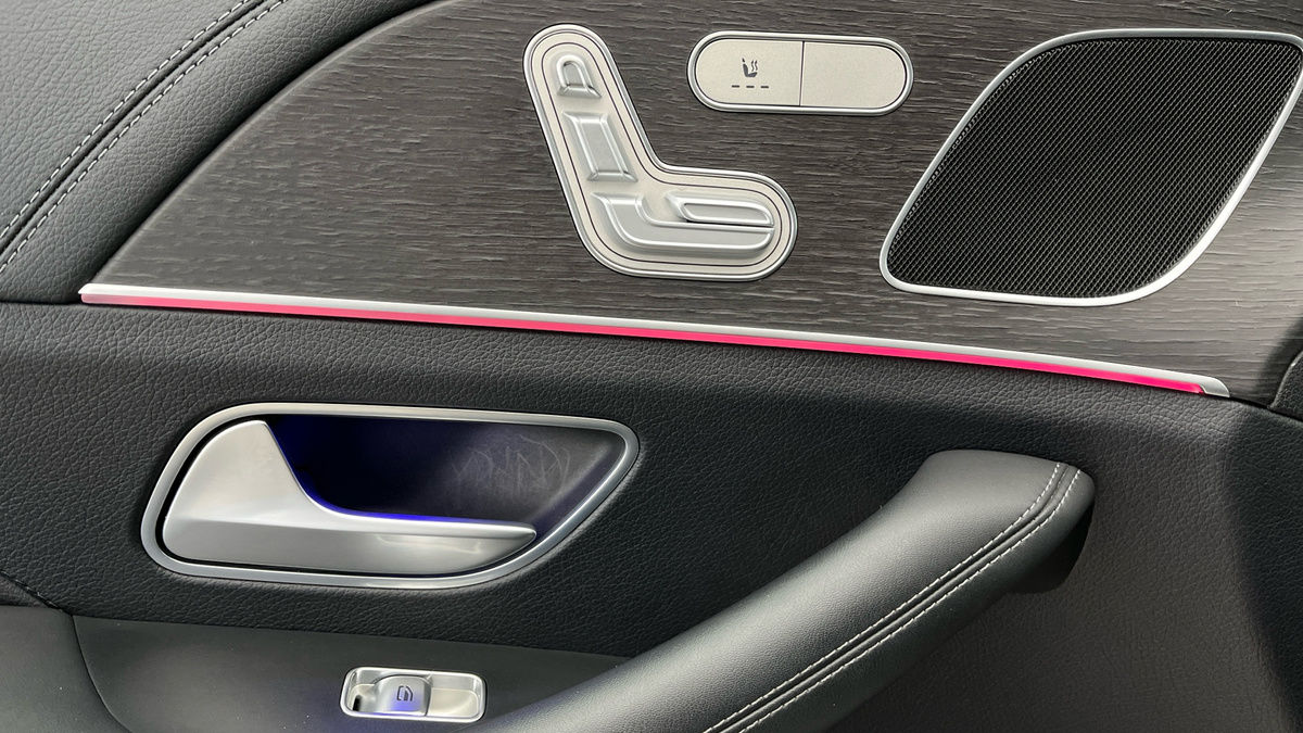 Mercedes-Benz GLE Image 19
