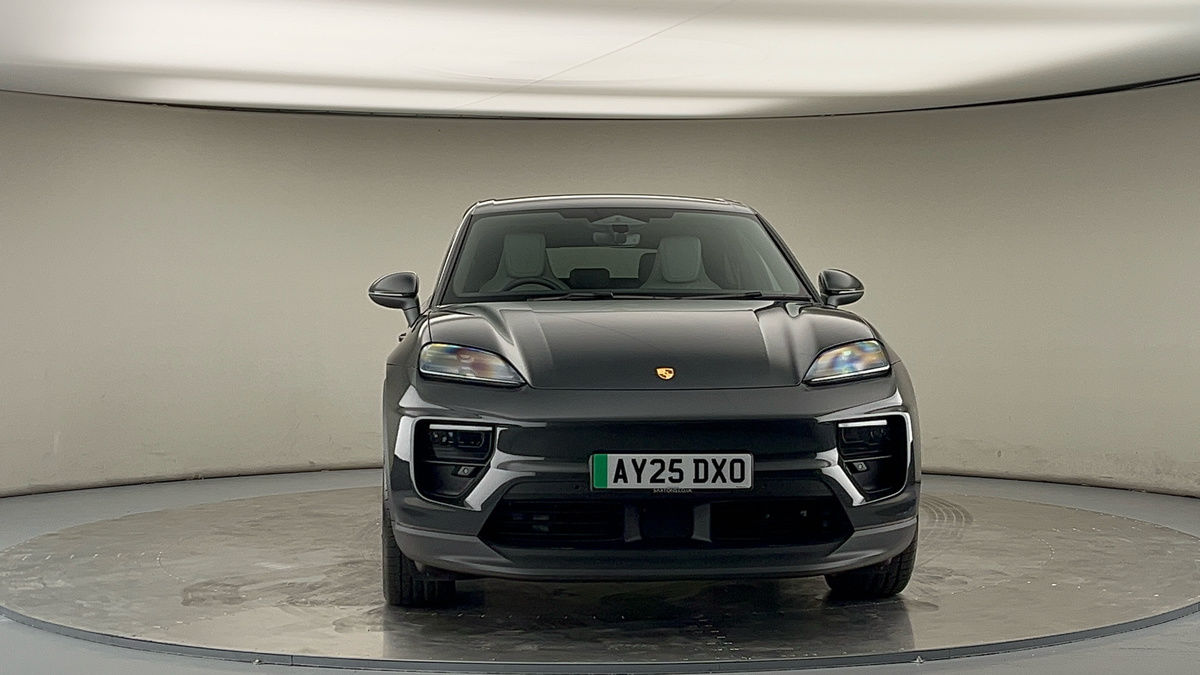 More views of Porsche Macan