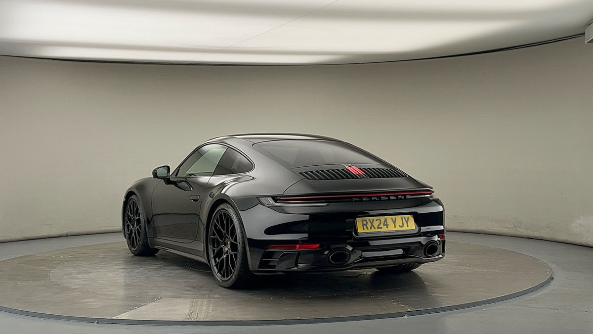 More views of Porsche 911