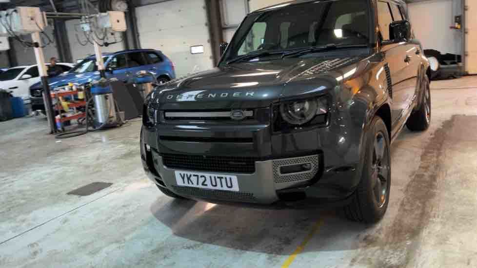 More views of Land Rover Defender 110