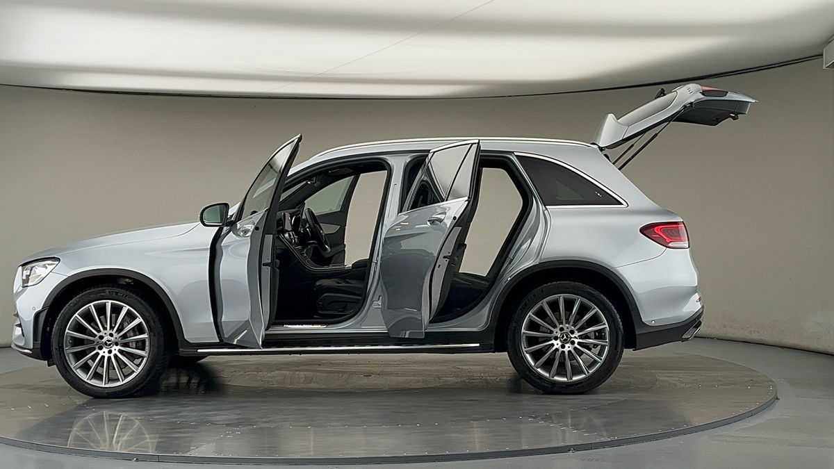More views of Mercedes-Benz GLC