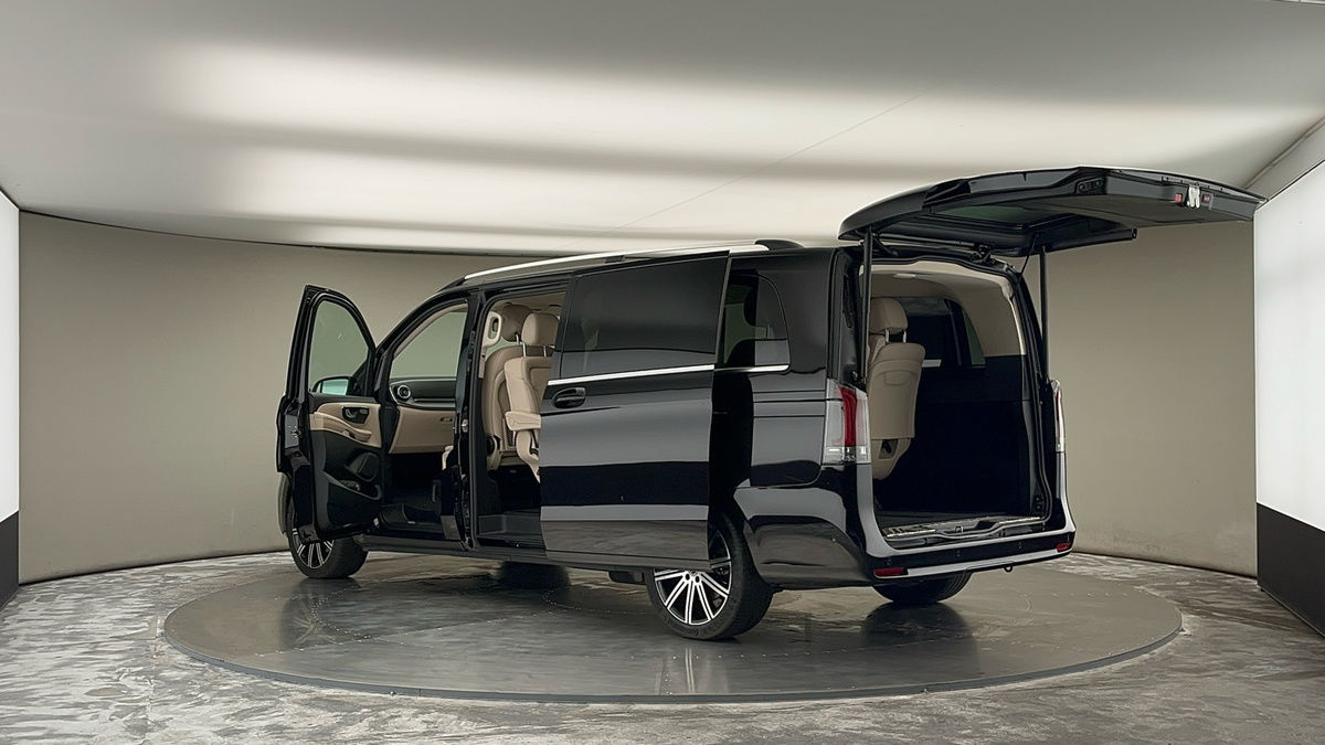 More views of Mercedes-Benz V Class