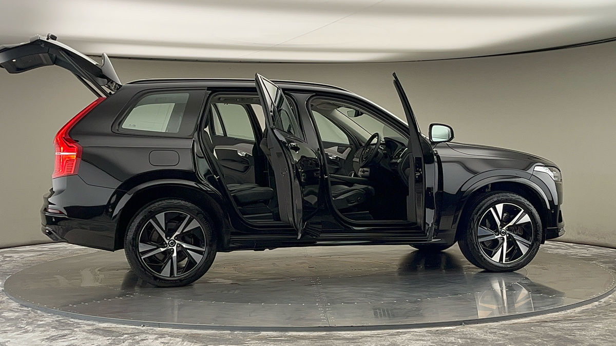 More views of Volvo XC90