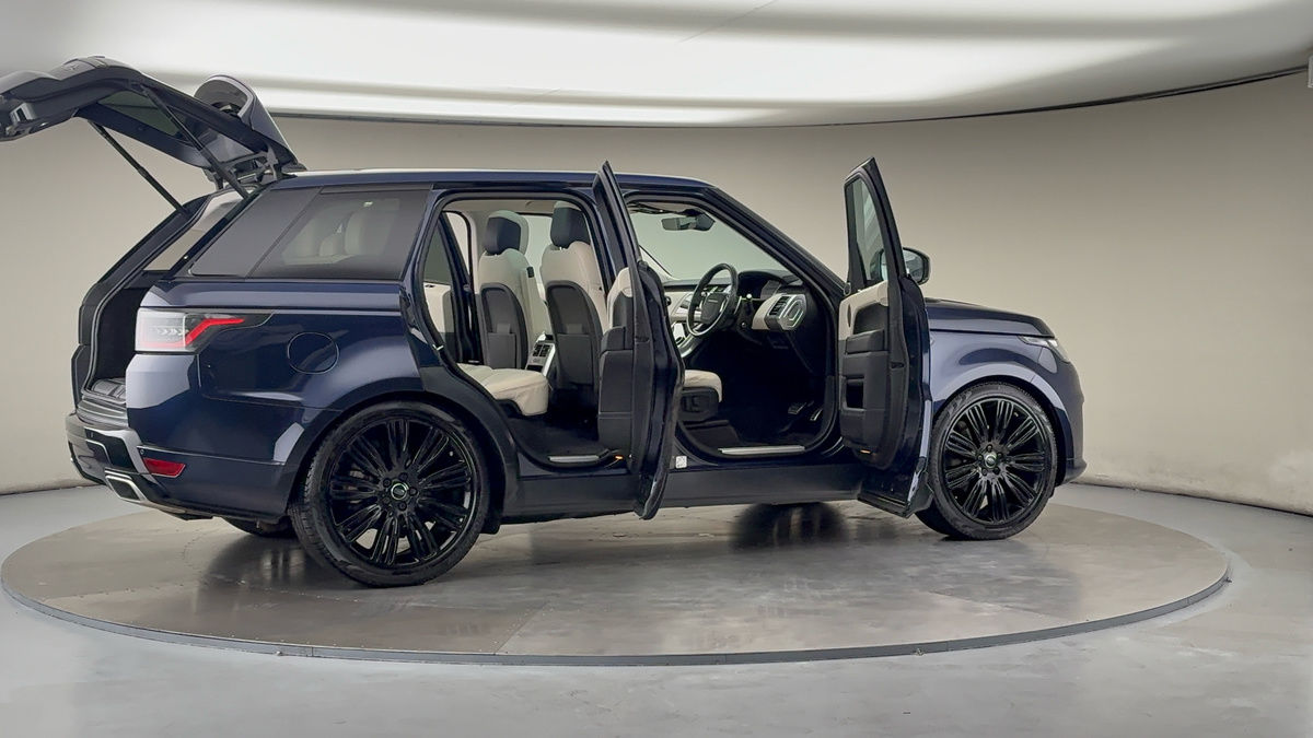 More views of Land Rover Range Rover Sport