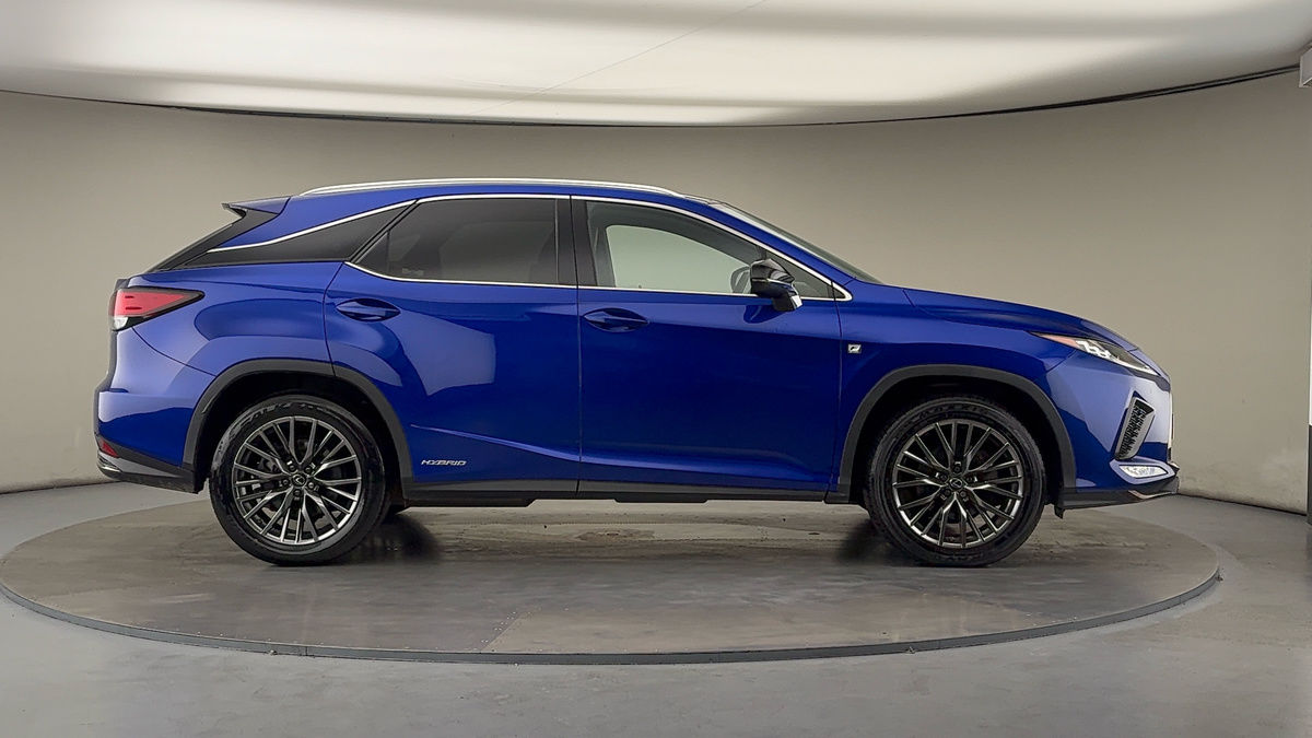 Lexus RX Image 16