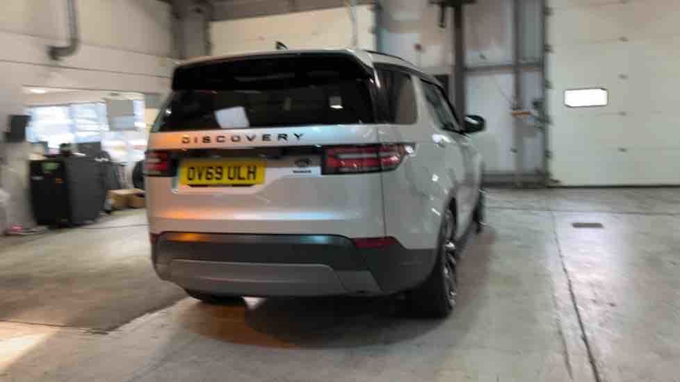 More views of Land Rover Discovery