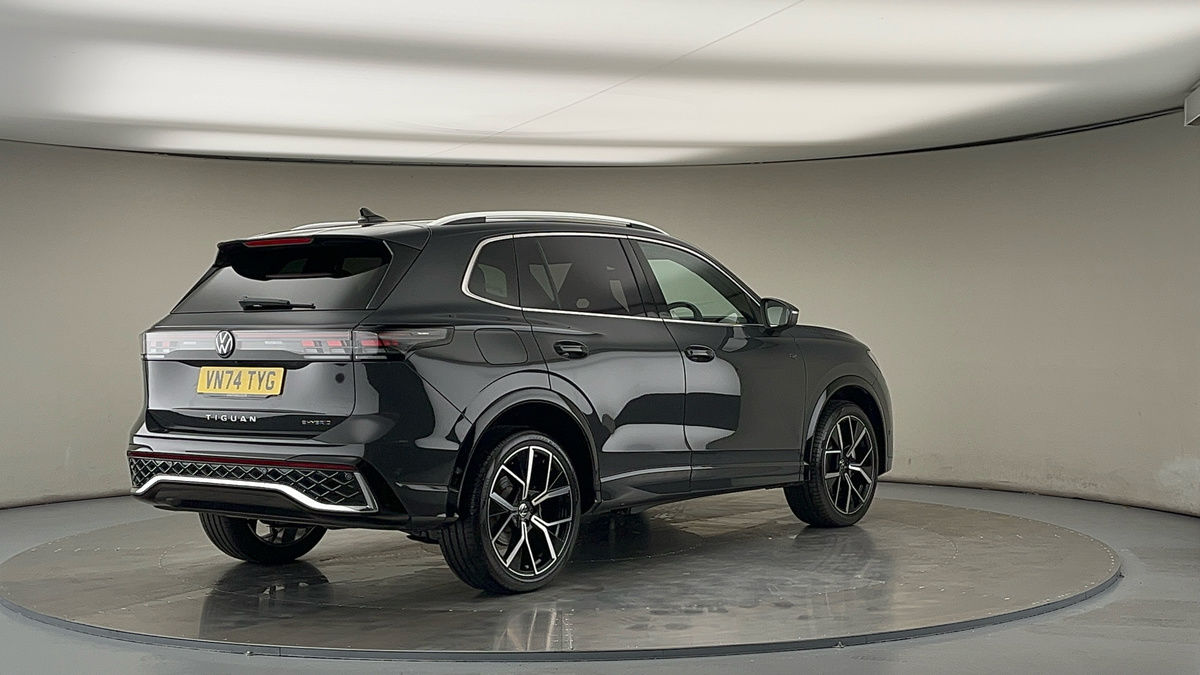 Volkswagen Tiguan Image 21