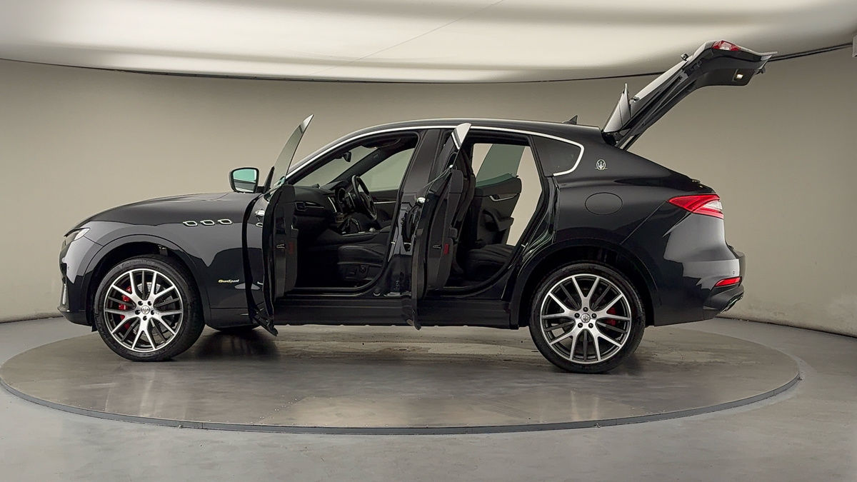 More views of Maserati Levante