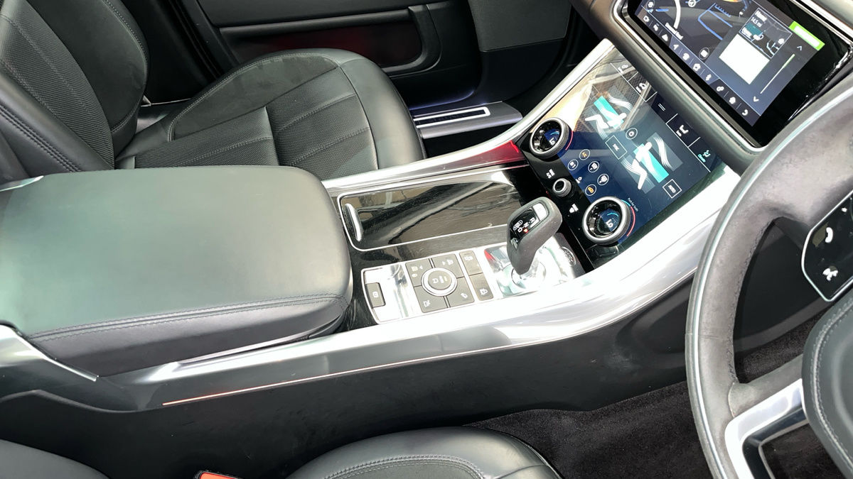 Land Rover Range Rover Sport Image 18