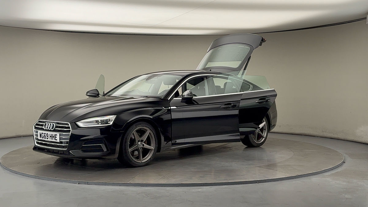 Audi A5 Image 22