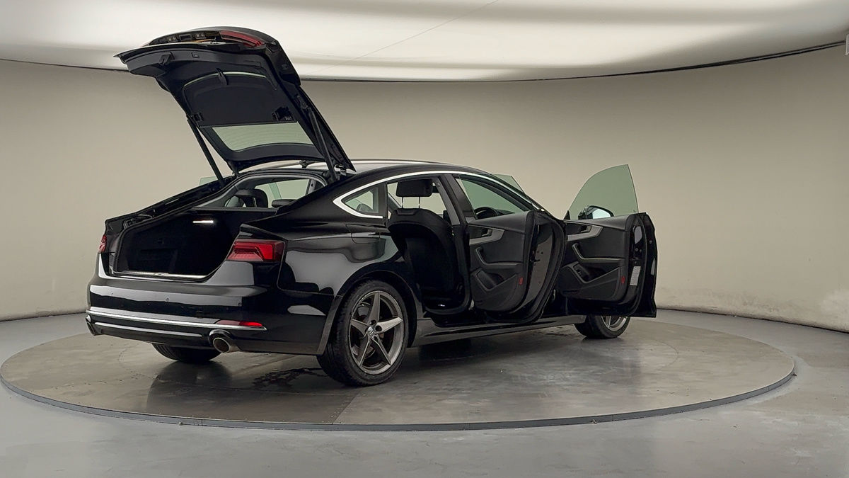 More views of Audi A5