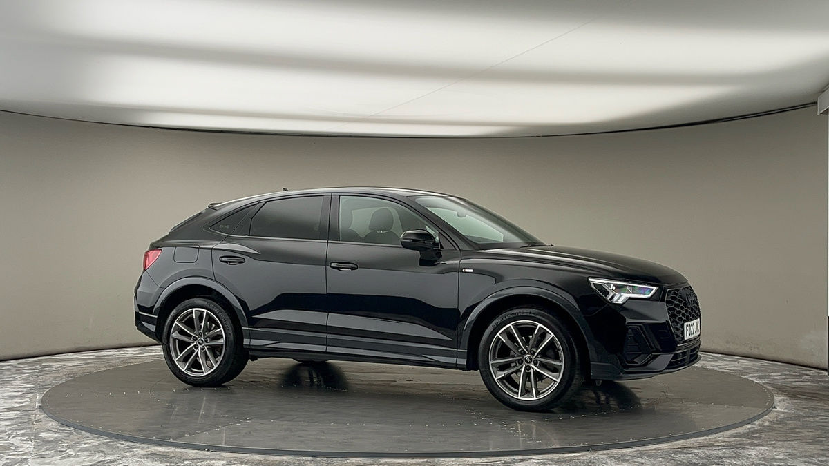 More views of Audi Q3