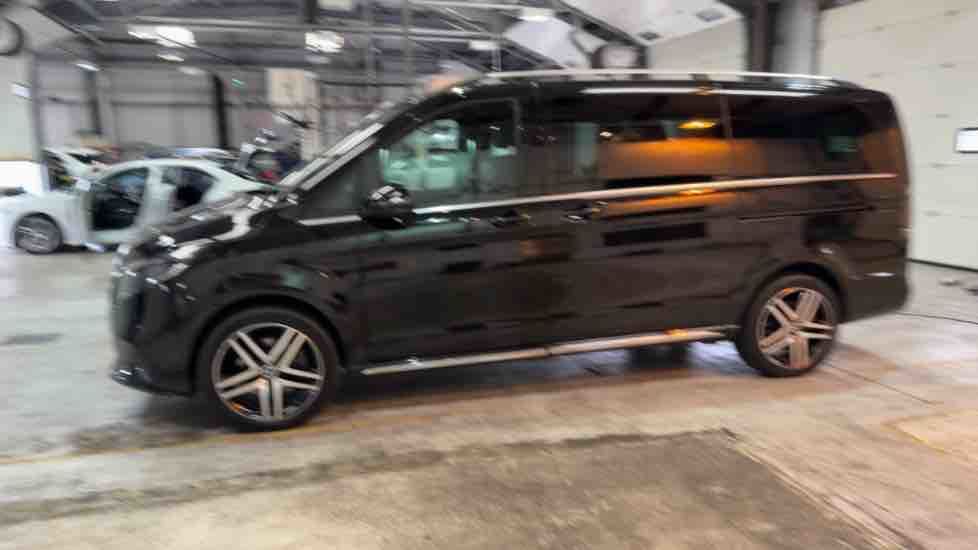 More views of Mercedes-Benz V Class