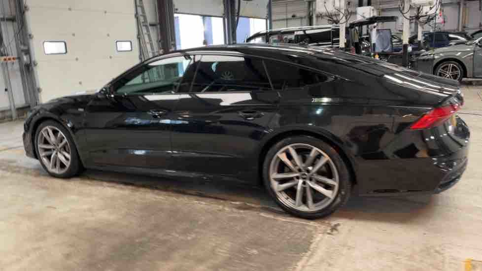 More views of Audi A7