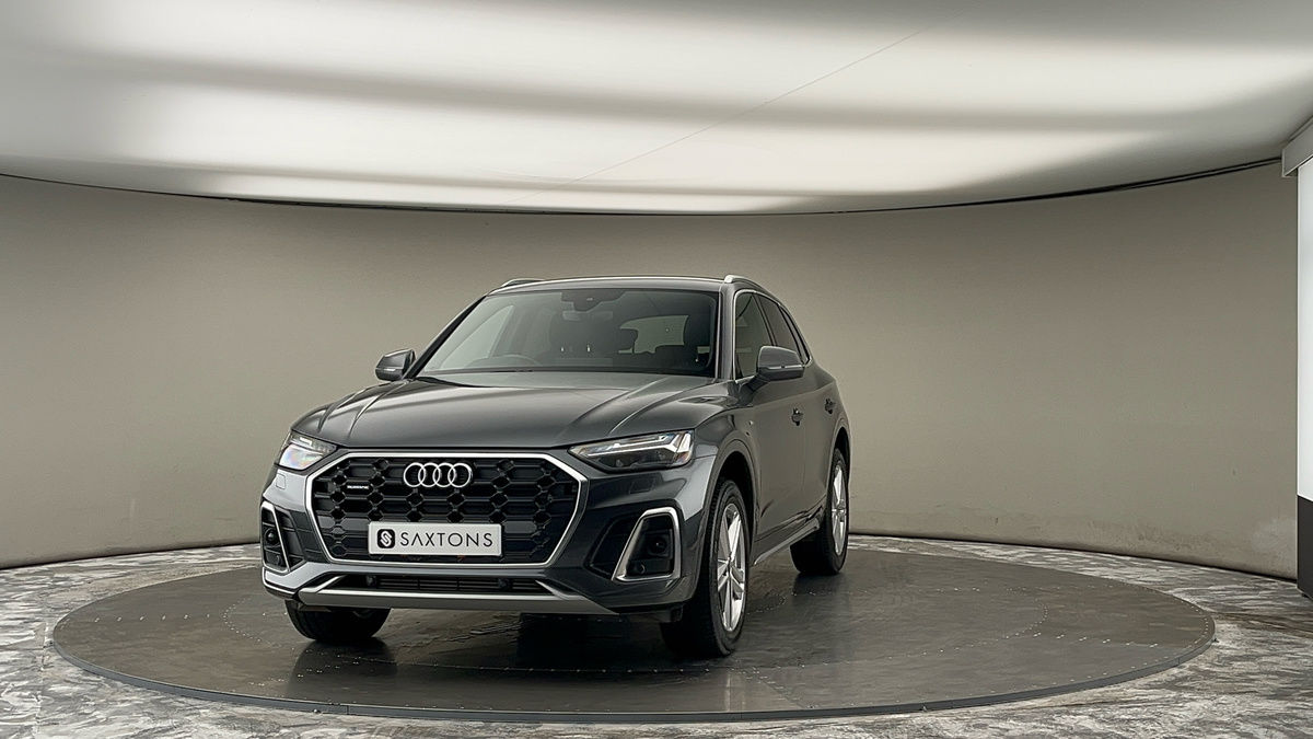 More views of Audi Q5