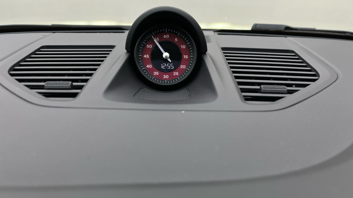 Porsche 911 Image 25