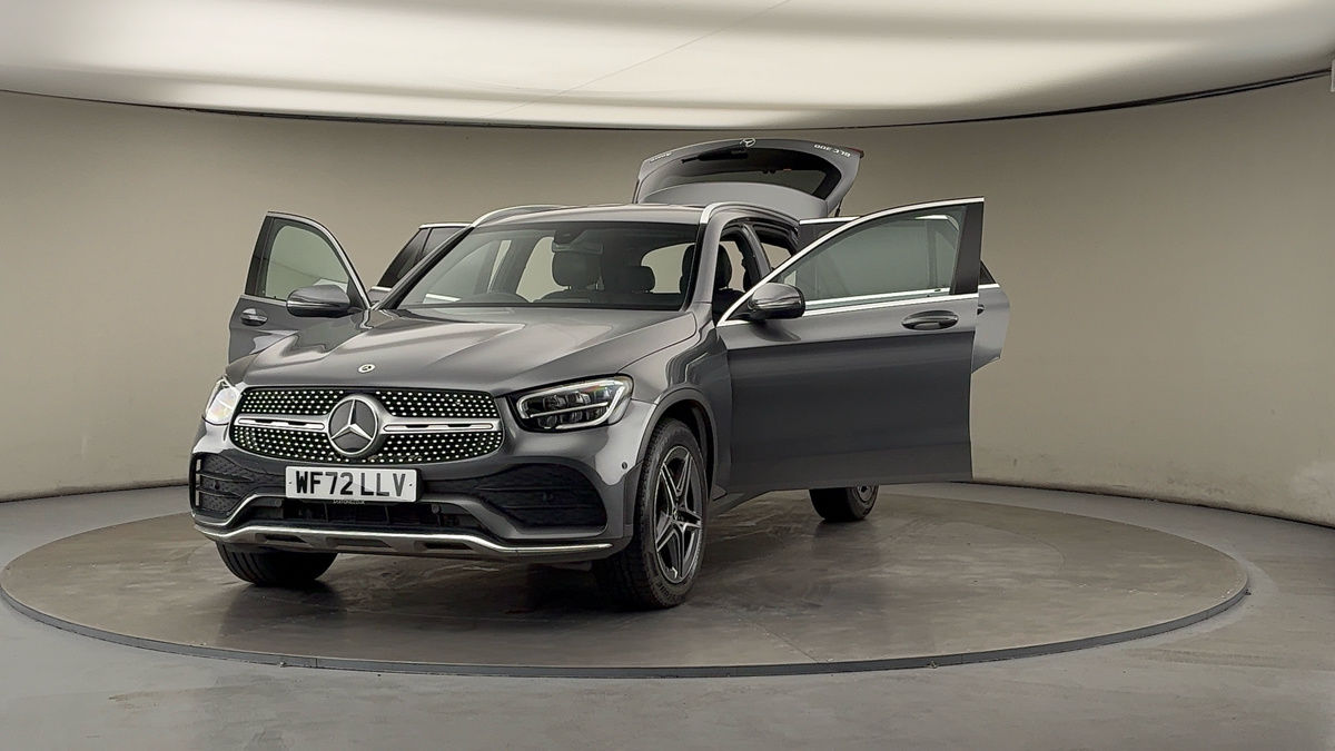More views of Mercedes-Benz GLC