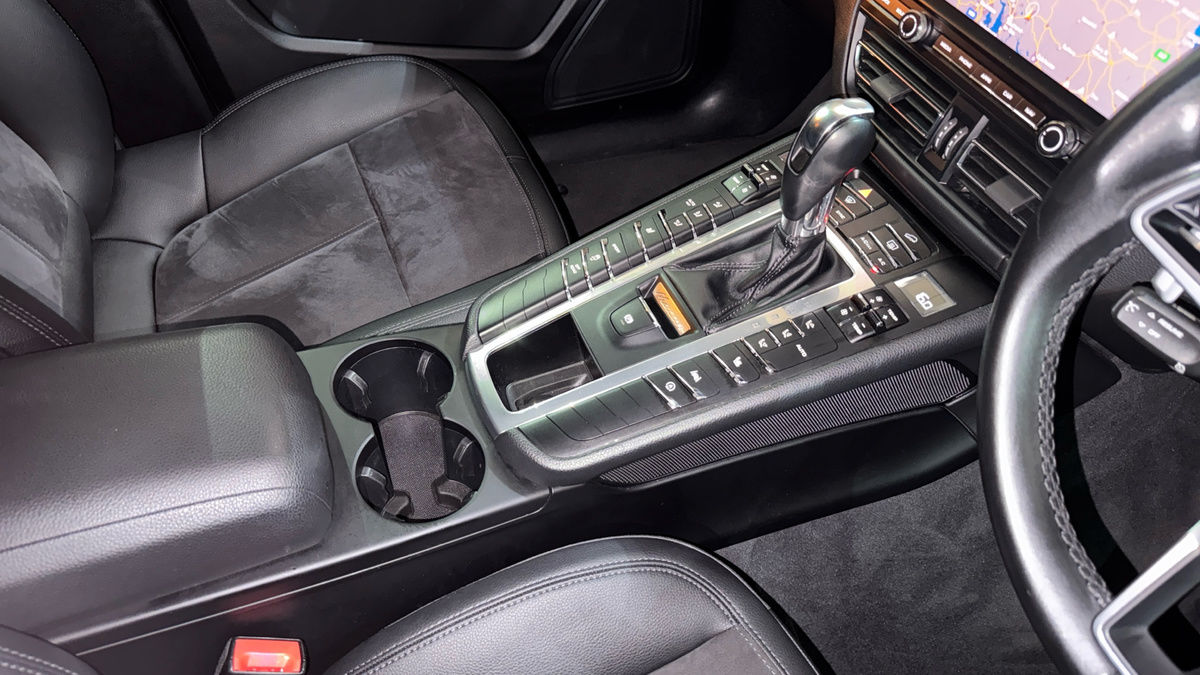 Porsche Macan Image 18