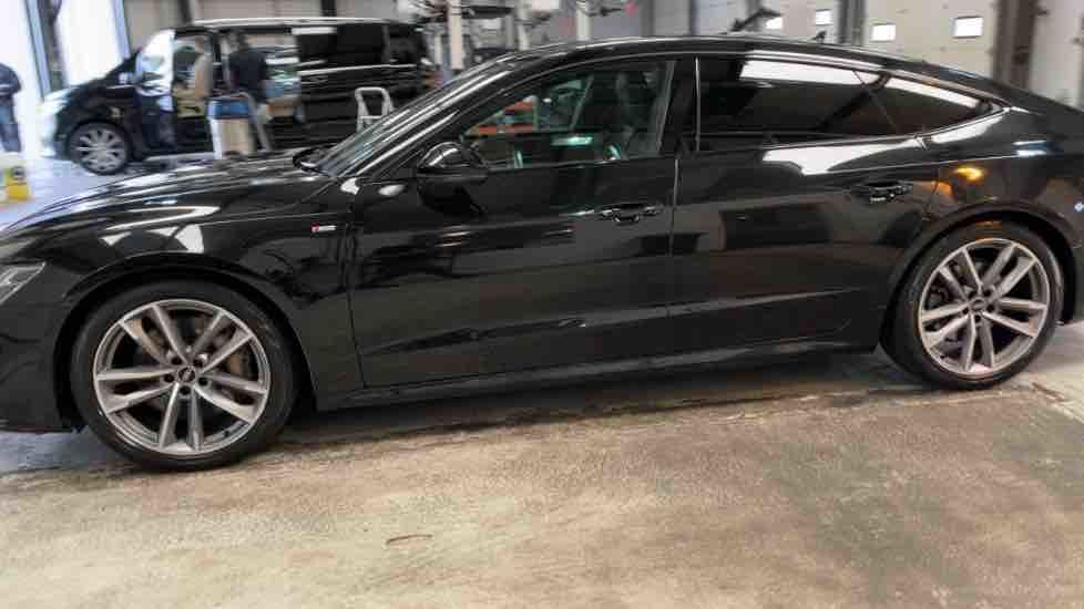 More views of Audi A7