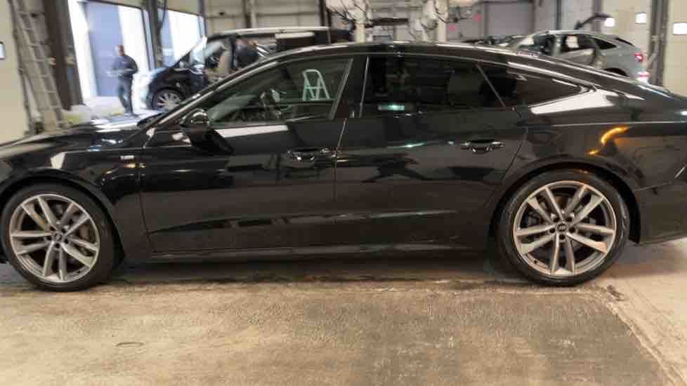 More views of Audi A7