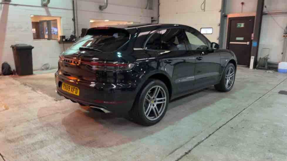 More views of Porsche Macan